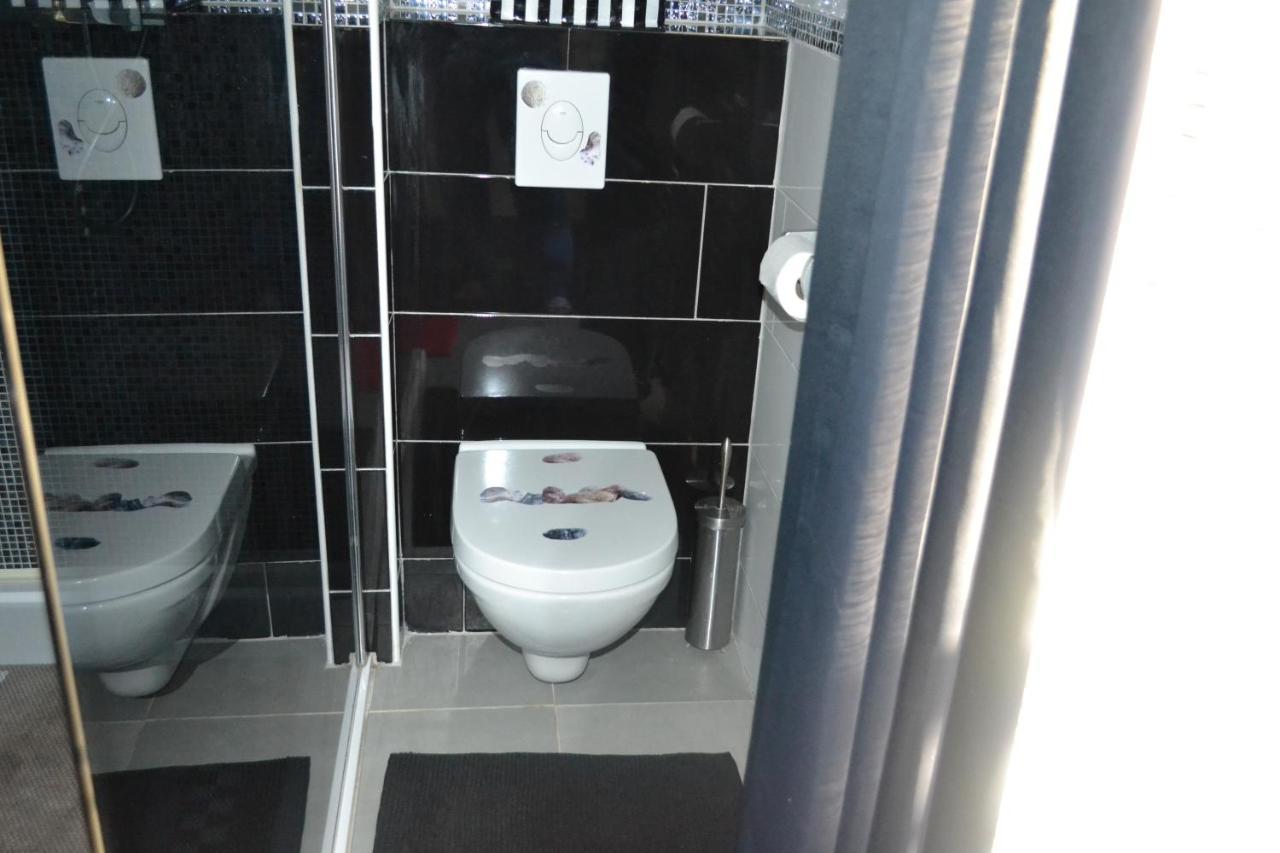 Suite 30 M2 Ideale Pour 2 Personnes Flassans-sur-Issole 外观 照片
