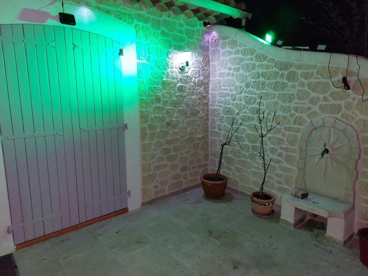 Suite 30 M2 Ideale Pour 2 Personnes Flassans-sur-Issole 外观 照片